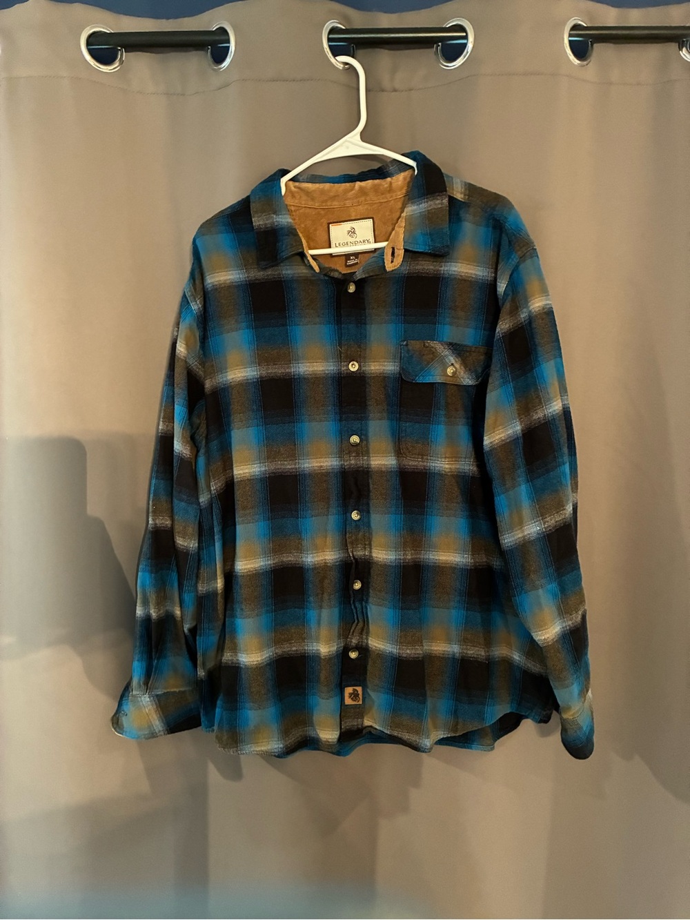 Men’s Legendary Whitetails Long Sleeve Plaid Flannel Size XL